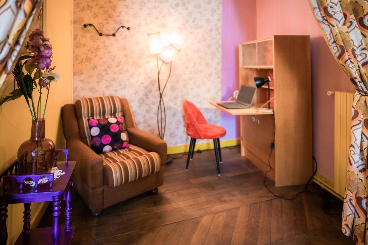 Ferienwohnung The Vintage Bed And Broc' Saint-Calais Exterior foto
